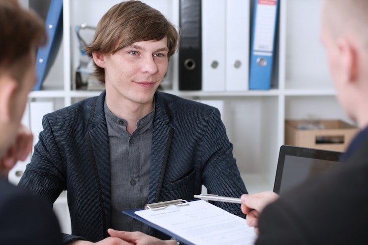 Comparing legal service approaches